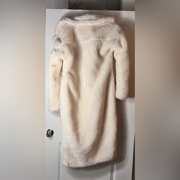 White Borg Teddy Seam Detail Longline Coat - Picture 5 of 6